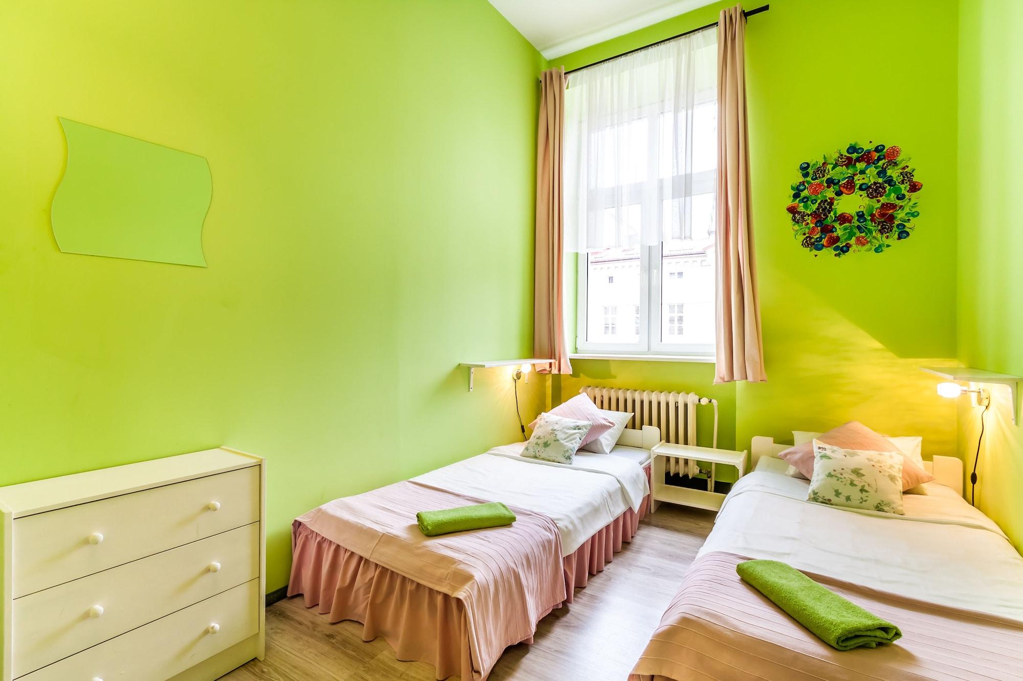 The Secret Garden Hostel Krasków Εξωτερικό φωτογραφία