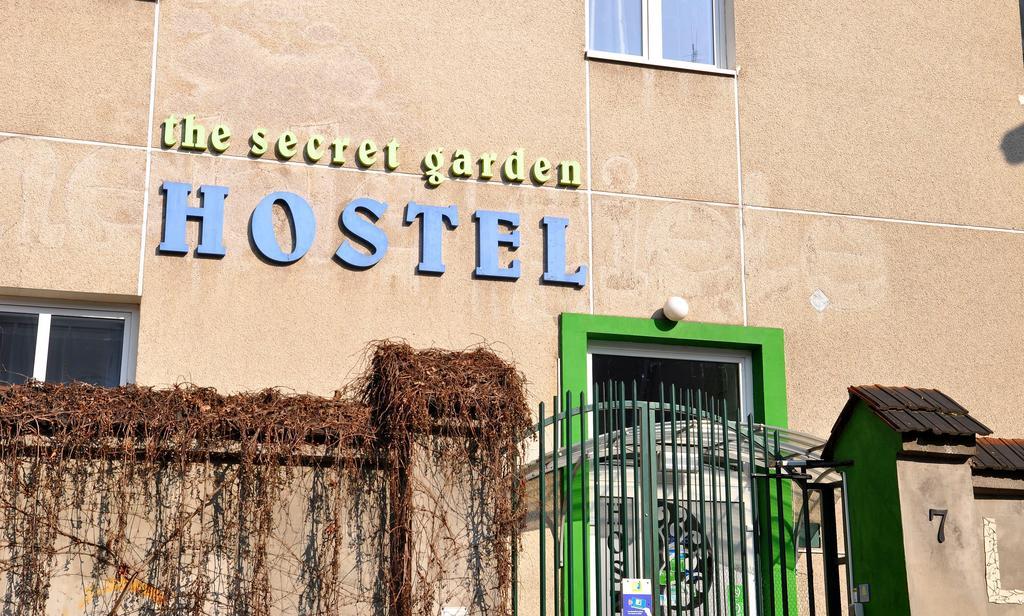 The Secret Garden Hostel Krasków Εξωτερικό φωτογραφία