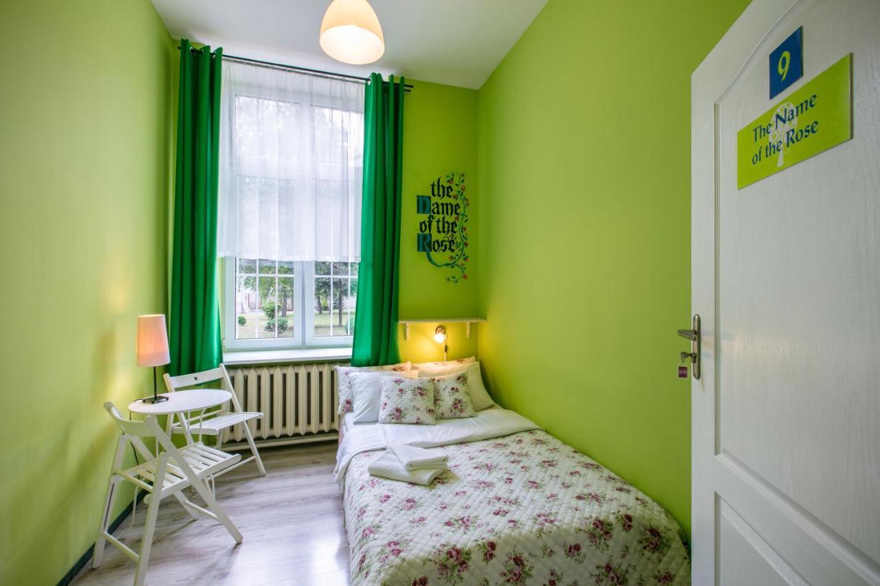 The Secret Garden Hostel Krasków Εξωτερικό φωτογραφία